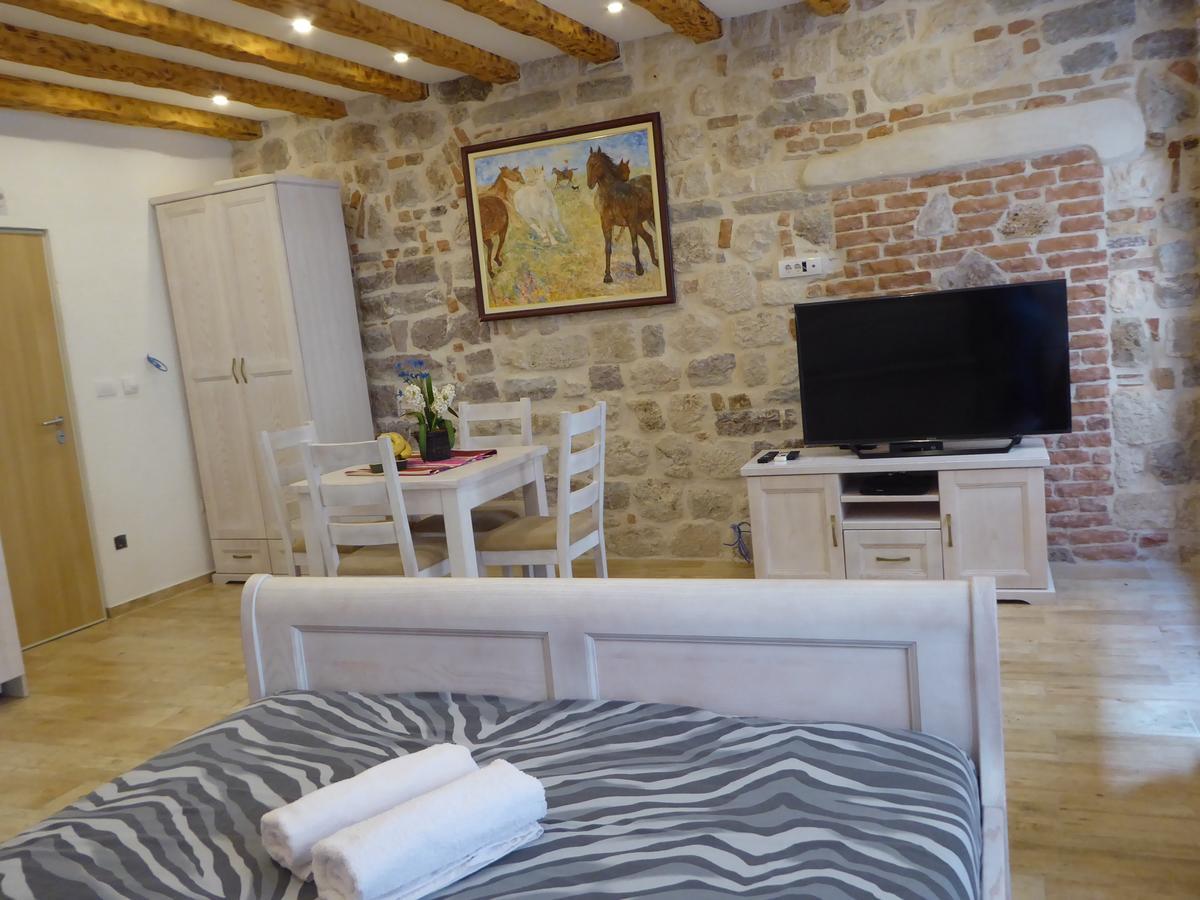 קוטור Apartments Dukic מראה חיצוני תמונה